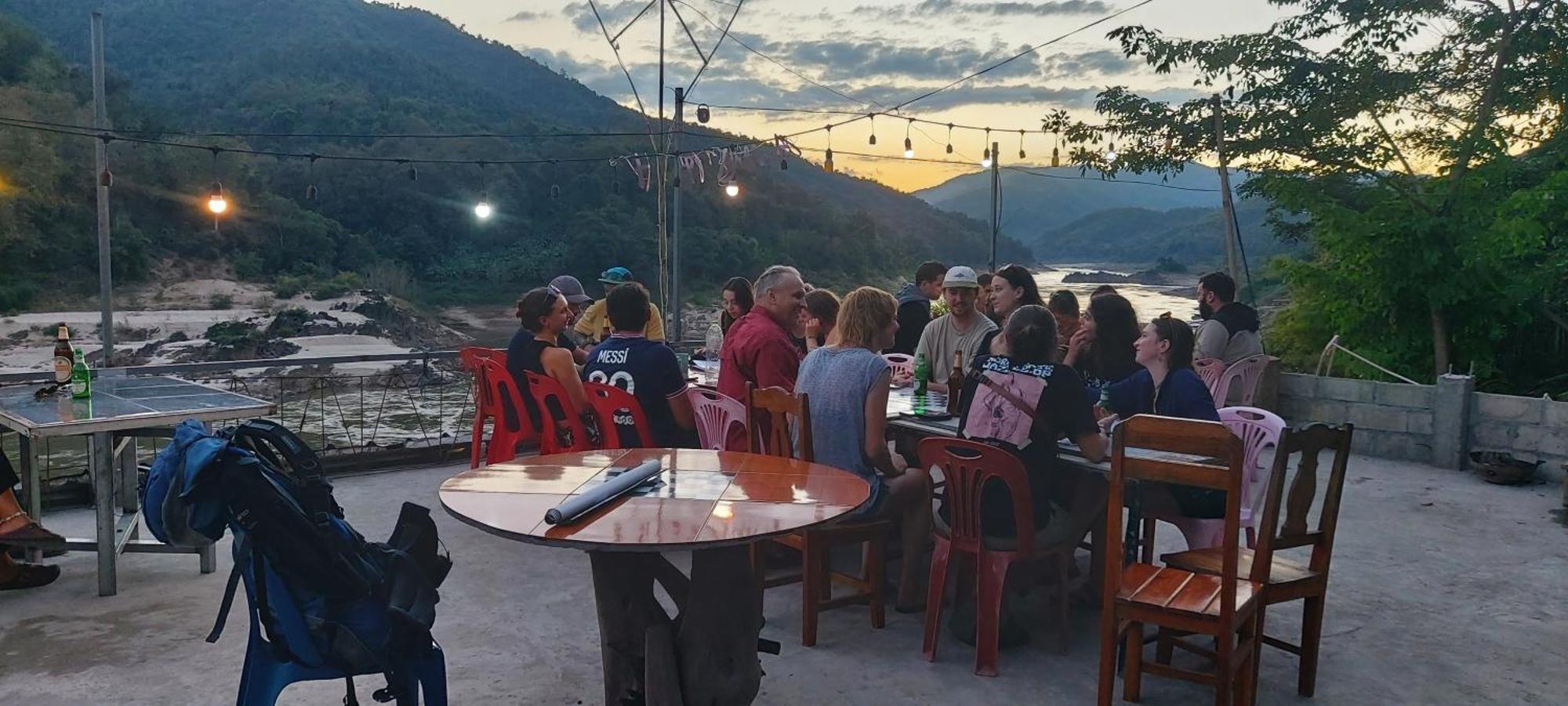 Mekong Backpackers Pakbeng Apartment Ngoại thất bức ảnh