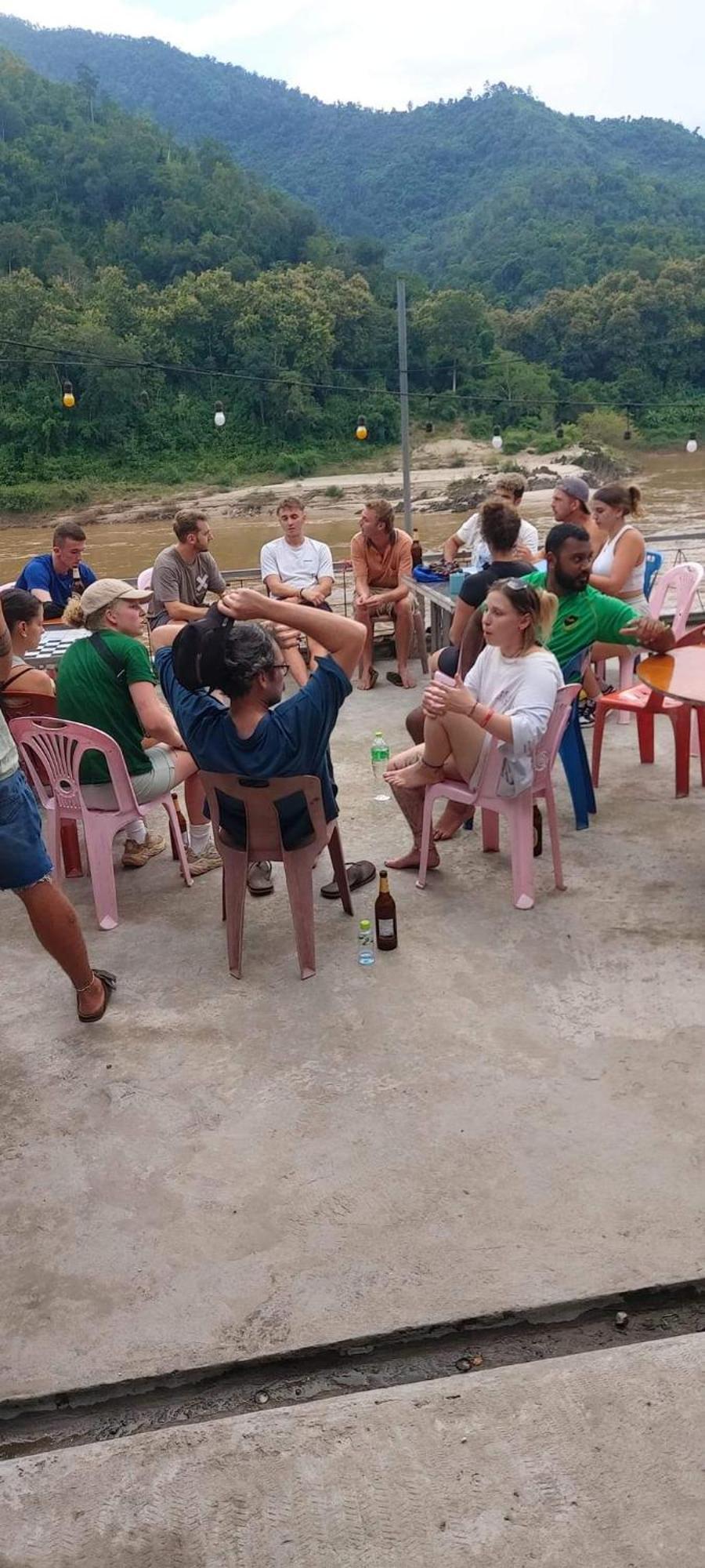 Mekong Backpackers Pakbeng Apartment Ngoại thất bức ảnh