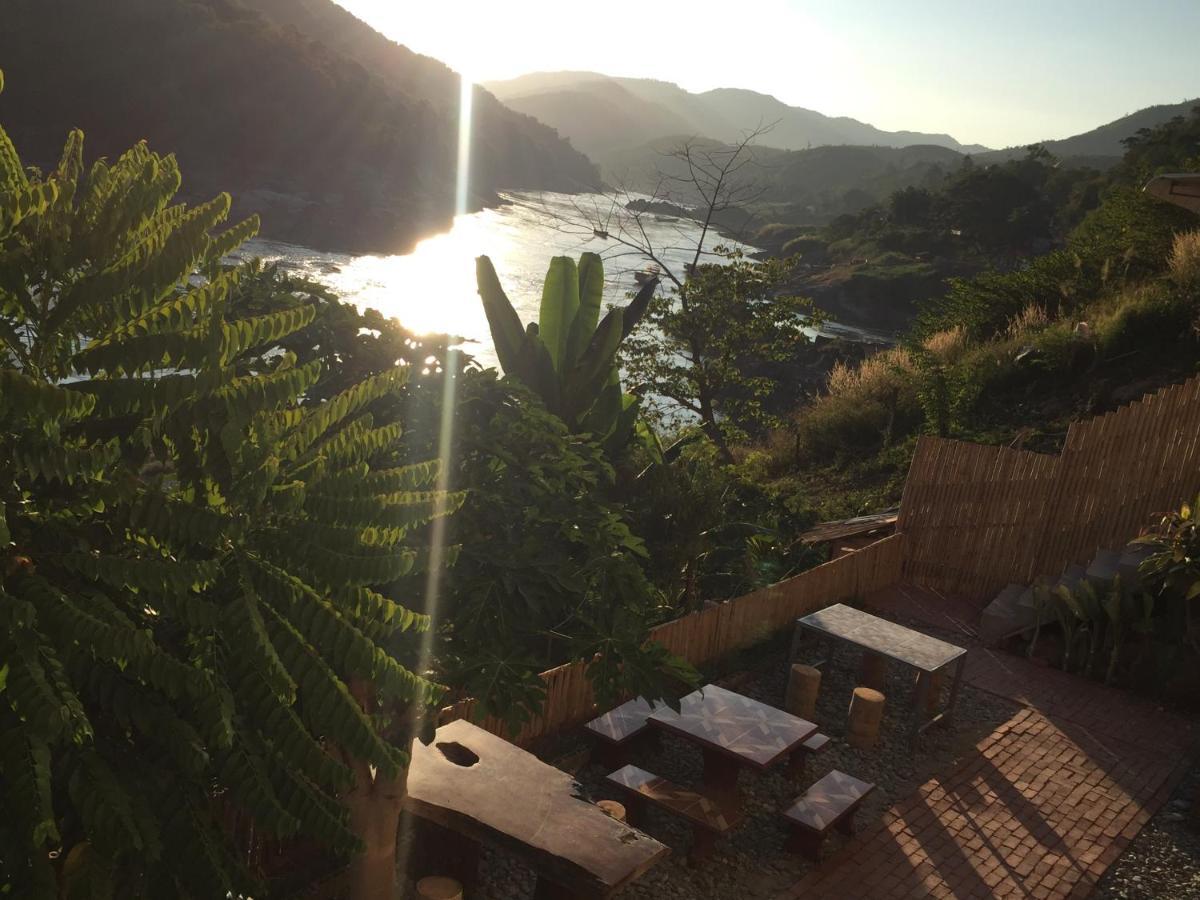 Mekong Backpackers Pakbeng Apartment Ngoại thất bức ảnh