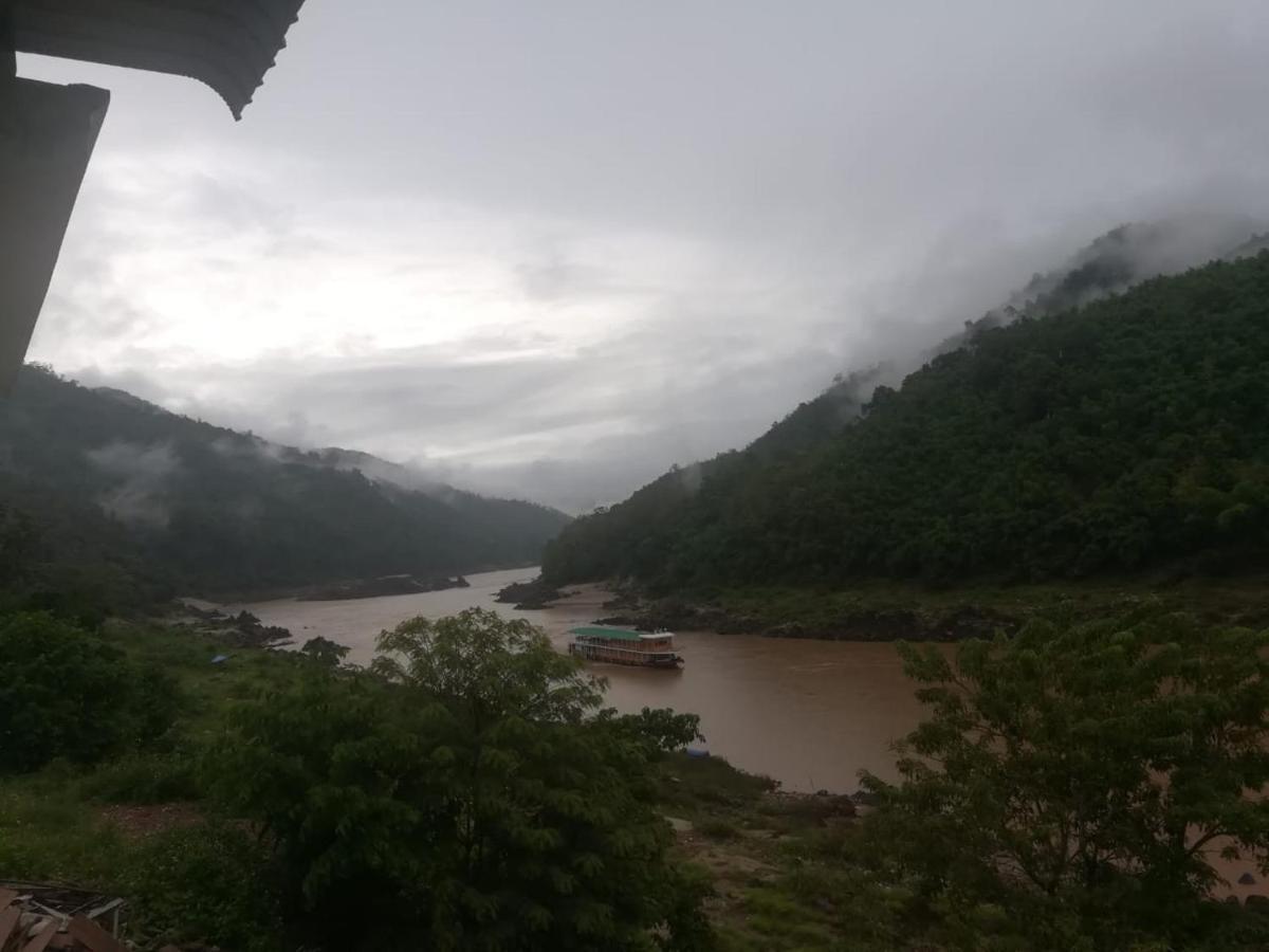 Mekong Backpackers Pakbeng Apartment Ngoại thất bức ảnh